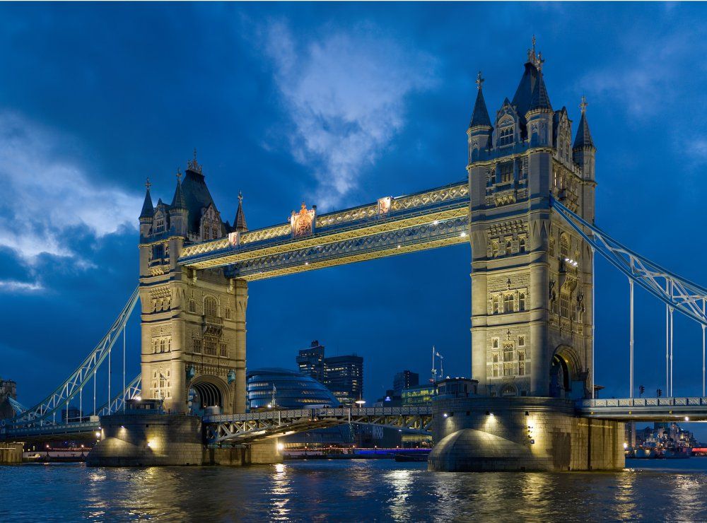 Londen-Tower-bridge-KOK-watersport