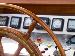 Dashboard instrumenten voor de boot